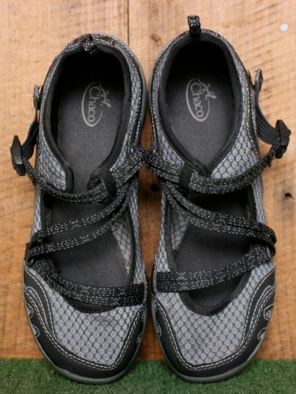 Chaco Women's Outcross Evo Mj hiking Shoe Size 8.5